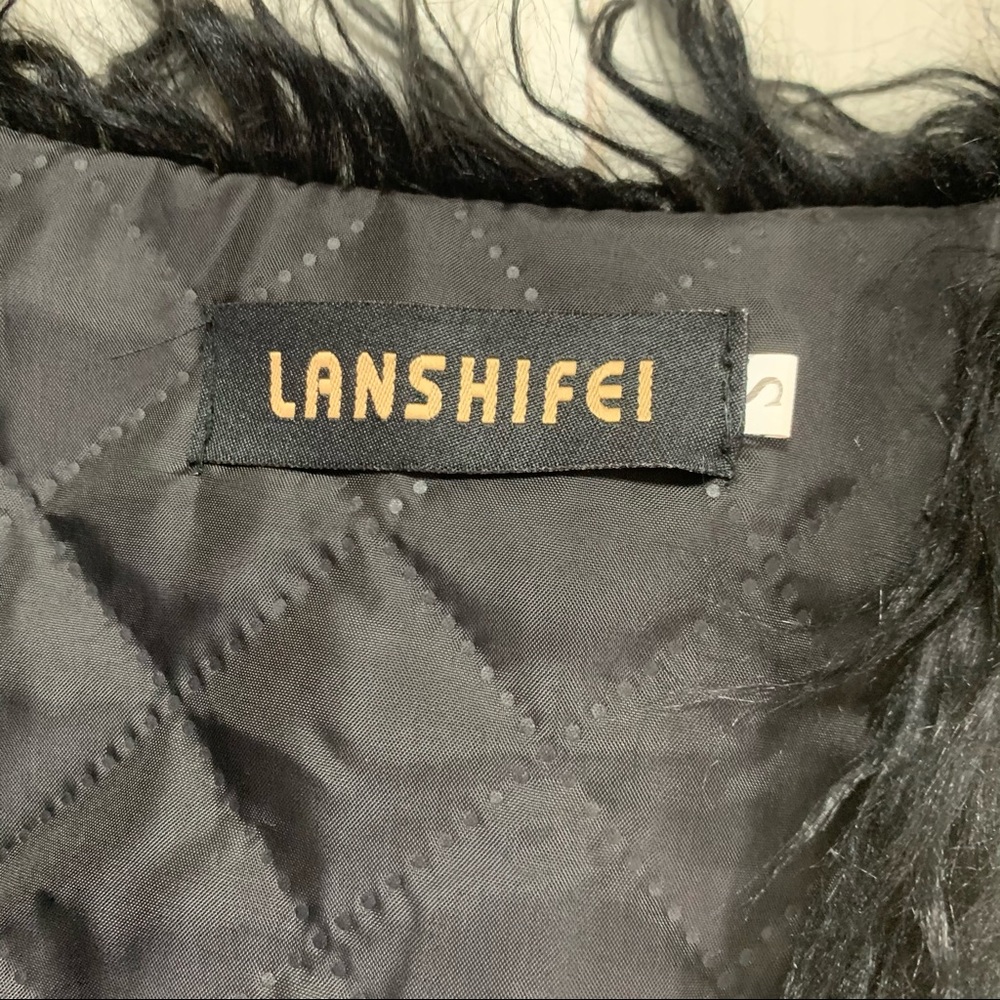NWOT Faux Feather Black Oversized Coat - Picture 5 of 6